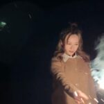 Katy Kung Instagram - Let sparks fly 🎆 多謝咁多位 好盡力咁 幫我影低放煙花嘅相 🥰🥰🥰