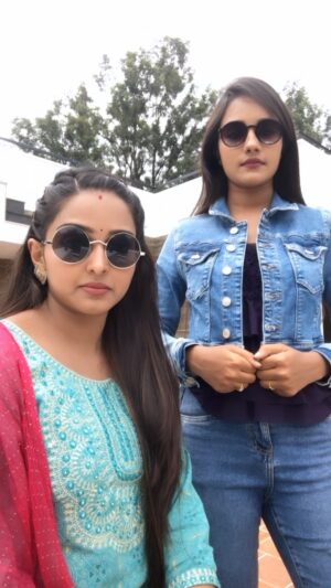 Kaustubha Mani Instagram - 😎🤙🏻

#sahanian #sahana_shetty #trendingreels #reelitfeelit #instareels