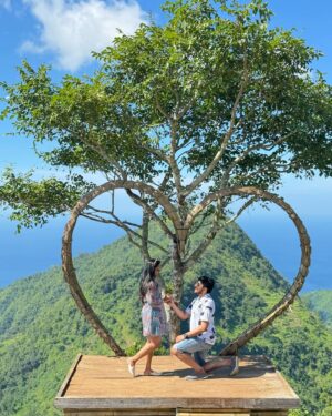 Kaustubha Mani Instagram - Life’s greatest pleasures aren’t things; they’re moments. Heavenly moments with my love❤️❤️

1/Unlimited Complete!

Bali Diaries❤️ 

Cheers to forever and ever @kaustubha_mani_official ❤️

And let the journey begin!!💕💖