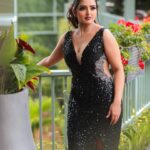 Kaustubha Mani Instagram - Cinderella never asked for a prince 🫅 🍷💫 …. #artist #actress #angel #artistsoninstagram #beautyliesintheeyesofthebeholder #borntoshine #black #dress #eyes #elegance #explore #fashionista #style #goodvibes #glow #hairstyles #instagram #instagood #instamood #gown #love #makeup #outfitoftheday #photography #photoshoot #queen #attitude #trending #vibes . . . . . . DOP @goldsphotographhy MUA @makeoverby_sowmyamanjunath Hairdo @shubahemanth Outfit @aakarshana_outfits