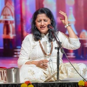 Kavita Seth Instagram - Thank you for being a beautiful audience, Mumbai! Anhad was truly a divine evening! 

A big thank you to each one who came out to support Hurt Foundation and most of all, my wonderful team of musicians who make it all possible. 

#KavitaSethLive