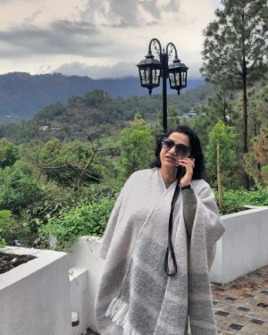 Kavita Seth Instagram - At @musicfestivalkasauli with my team and what a weather