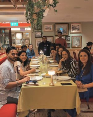Kavita Seth Instagram - Singapore diaries, enjoyed every bit there, what an audience! Thanks @teamwork.sgp , thanks to my band @ashis.biswas.923 @kashikar_adwait @sandeepmishrasarangi sachin dhumal @lakir_mehta @nikbrownstone @sufi.manoj and specially @vipuljvashi777 who worked tirelessly .