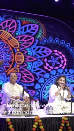 Kavita Seth Instagram - What a impromptu singing with kanishk, that’s the beauty of live music