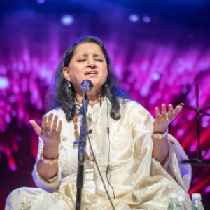Kavita Seth Instagram - Thank you for being a beautiful audience, Mumbai! Anhad was truly a divine evening! 

A big thank you to each one who came out to support Hurt Foundation and most of all, my wonderful team of musicians who make it all possible. 

#KavitaSethLive