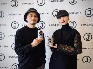 Kavka Shishido Instagram - .
.
昨日は成人の日でしたね
.
成人を迎えられた皆さんは
どんな１日でしたでしょうか
.
.
昨夜はJ-WAVEにて
３回目となる特番のMCを務めさせて頂きました
.
KREVAさん @kreva_drk_dj908 
町田啓太さん @keita_machida_official とは
初めましてでしたが
お話も楽しく
学ぶことばかり
.
そして20歳のアーティスト達の鼎談も興味深いものでした
.
.
私も人に必要とされる人間になれるよう
精進します
.
.
.
#jwave 
#sapporobeer
#kreva 
#町田啓太
#シシドカフカ