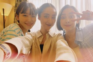 Kavka Shishido Instagram - .
.
@marie_iitoyo 
@akari_hayami_official