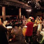 Kavka Shishido Instagram - . . el tempoのライブでメリークリスマスと沢山言いましたが 今日改めて街のクリスマス感に圧倒されております . クリスマスなんですねー . 私からは22日のライブの写真をお届け . 絵面にサンタ帽が入るだけで クリスマスを祝っている感じになるのすごーい . . 私はライブが楽しかった思い出と共に 暖かくして過ごします . . 良い夜を！ . . @eltempo_official