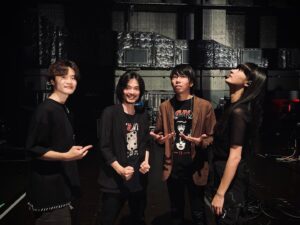 Kavka Shishido Instagram - .
.
昨日は横須賀芸術劇場にて開催された
YOKOSUKA Rock’n Roll FESTIVAL 2023に
カフカバンドで参戦してまいりました
.
.
声が何処までもまっすぐ響く劇場で
初めましてでも楽しく遊んでくださる皆さんに見守られ
伸び伸びと演奏することが出来ました
.
有難うございました！
.
.
連日el tempoの現場でご一緒していた岡部さんとの対バン
そして久しぶりにお会いできた横山剣さんと大森南朋さん
あっという間の時間でしたが
盛り沢山で楽しかったです
.
.
さて
今日からはまた
東京ビックサイトでJAPAN Mobility Show
.
TOYOTA のブースでel tempo！
.
今日と明日は
合間にスペシャルライブも挟ませて頂きつつ
みんなでわちゃわちゃしますので
お時間のある方は是非ー