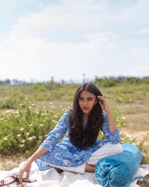 Kavya Sriram Instagram - For @aina.india 💙
Shot by @aishwaryashok 💙