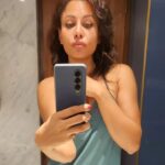 Kavya Keeran Instagram - I woke up like this with messy hair 👻Embrace the bedhead look 💁‍♀️ . . . . #style #glamlovers #fashiongram #ootdfashion #trending #surprise #bollywoodsongs #gorviral #bollywoodstyle #cool #iglove #class #igdaily #beingme @instagram #kavyakeeran