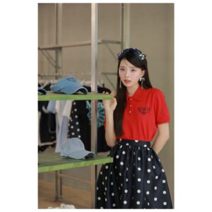 Kawaguchi Yurina Instagram - ．
．
．
Mardi Mercredi Daikanyama
マルディメクルディ
日本初のフラッグシップショップとなる
代官山店へ行って参りました
．
あれもこれもと、空間中に可愛いアイテムが溢れていて堪りませんでした…❤︎
．

素敵なお衣装👗
Tops, Skirt, Ribbon Valletta @mardi_mercredi_japan 
@mardi_mercredi_official 
．
Earrings @amoe.handmade 
Bangle @masaejewelry 
Pearl Ring @risa.blanca 
Silver Ring @tomomi.s_jewelry 
@rhodes_showroom 
Shoes @yelloshoes_official 
．
．
@mardi_mercredi_official
@mardi_mercredi_japan
#MardiMercredi
#マルディメクルディ
#PR