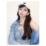 Kawaguchi Yurina Instagram - 💙🤍