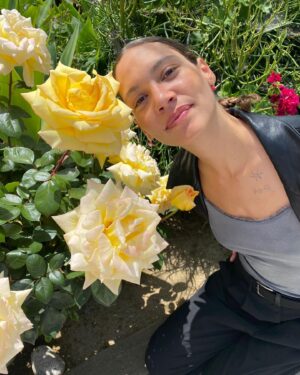 Kaya Wilkins Instagram - Sap turns 6 months on this date, little gooey drooping babe we’re on tour, lost the band on a luggage carousel-tired metallic fulfilled empty consumed TV dinner tray, chomp it down and thanks for listening! showing up at shows, soon big break from breaking legs walking back into the stu ready to compose loving you my way 🦭🦪🎵