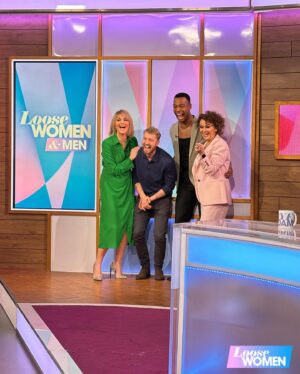 Kaye Adams Instagram - What a day! 🤩

#loosewomen #loosemen