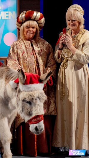 Kaye Adams Instagram - The Loose Women nativity featuring Virgin Judi, and three wisewomen, Kaye, Linda and Jane plus special guest, Charlie the donkey 🫏

#loosewomen