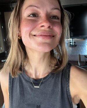 Kayla Wallace Instagram - It’s been a good year♥️