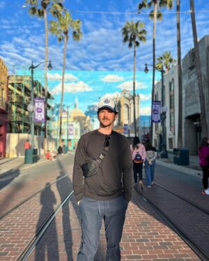 Kayla Wallace Instagram - Put your hands together for this guy. My darling, it’s my greatest pleasure to get the gift of you every day. Happy Birthday! @kevin_mcgarry_w