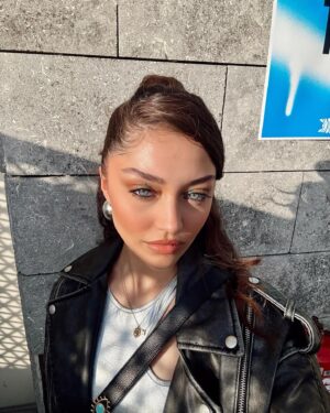 Kayra Zabcı Instagram - 🙂‍↔️