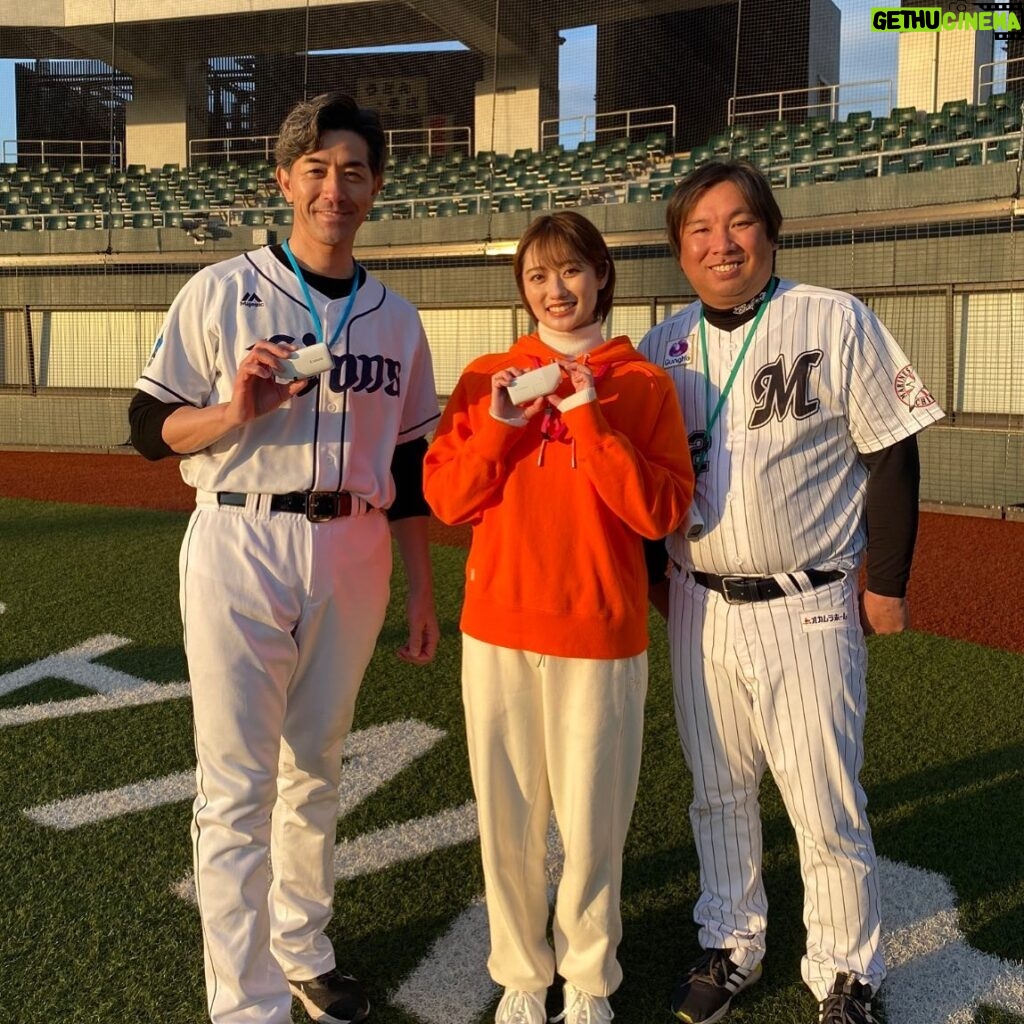 Kazusa Okuyama Instagram - 今日からいよいよWBC本戦‼️ PowerShotZOOM片手に現地へ行きたかったけど、、おうちでゆっくり応援します⚾️楽しみーー 推しが監督になった🇵🇷も注目してます😏 . . . パーソル パ・リーグTVさん、キヤノンさんとのコラボ番組はストーリーのリンクからどうぞ✈︎ https://youtu.be/vfClShm7Ee8 PowerShotZOOMを使った謎解き＆ミッションに挑戦してきました！ 里崎さん、G.G.さんにお会いできて光栄でしたし 謎解きもプレーも全部楽しかったし 何より、PowerShotZOOMめちゃくちゃすごい！！！ 欲しい機能が全部この大きさに詰まってます✨ 私も今季、絶対に球場で使いたい！使う！ . 衣装: @pumajapan @puma 🫶