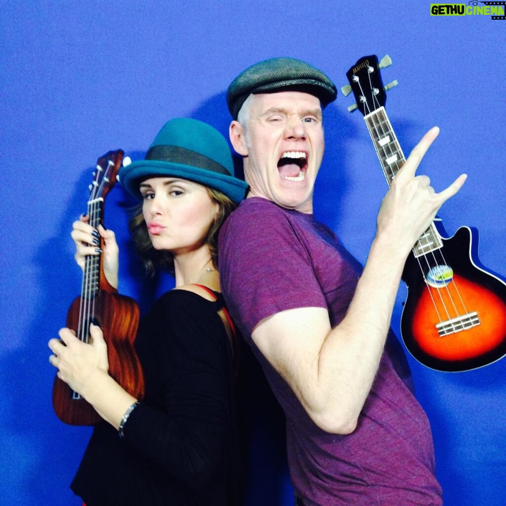 Keegan Connor Tracy Instagram - #throwback to being a rock star with the legendary @kenlawsonsauce for the fundraiser which made enough to buy a full set of ukuleles for my kids’ elementary school music program. Still one of my proudest achievements 🖤🎵#ukecandoit #musicmatters