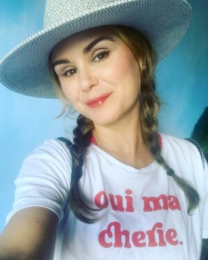 Keegan Connor Tracy Instagram - Happy Canada Day! 
Oui ma cherie!Happiness is a fun, local party, cool friends and sinigong fries from @shamelessbuns 😍🥰🇨🇦 #canadaday 🇵🇭
