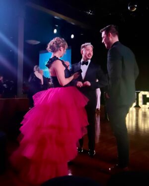 Keegan Connor Tracy Instagram - Finally managing to post red carpet pics from the @ubcp_actra awards! I can’t help it, this pink skirt just brings me joy. And I love the picture that sneak pic of me speaking to @iamkyleguerrero and Louis Wei about our recent film @theworstdayeverfilm which I directed. Such a fantastic night celebrating the fabulous talent in this city. 
#yvrshoots #ubcpactraawards #nominee #gala #pinkdress #pink #champagne #actorslife #awards #actress #director #femalefilmmakers @katehewko #katehewko