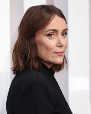 Keeley Hawes Instagram - 🖤 

#SCOOP premiere 
@netflixuk 
@netflix 
@stefanbertin 
@justinejenkins 
@mayazep 
@publiceyecomms 

📸 @stefanbertin