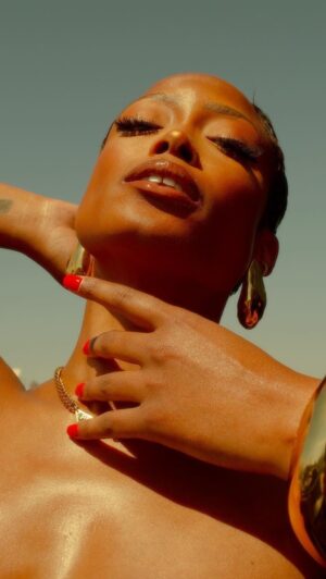 Keenyah Hill Instagram - LAST CHANCE for FREE Video Consultations to discuss your modeling career goals and Find Your Light!! ✨ drop POSE below to inquire!!
As Find Your Light continues to grow and expand, there are going to be some changes!! 🧏🏾‍♀️ 💡

ACTION STEPS are the MAIN KEY in making your dreams come into fruition beyond the belief that and confidence that you can actually do it!!! Without them you will be in the SAME PLACE next year and just be a year older!!! 🥹

If you’re looking to get signed to a modeling agency 📃, learn how to POSE 💃🏾, understand the industry for YOUR look 🤔, build your portfolio, take Digitals 👉🏾 THIS IS YOUR SIGN. 

*** drop POSE down below for a free consultation *** 

💡 PLEASE VISIT THE WEBSITE TO SEE UF YOU ARE PREPARED TO HAVE A CONSULTATION AT THIS TIME - SERIOUS INQUIRIES ONLY💡 #FindYourLight #modeling #Pose #unsigned