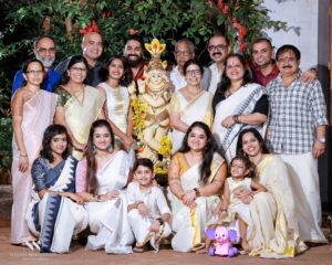 Keerthana Anil Instagram - Hope you all had a great Vishu and sadhya, wishing you all abundance of happiness. 

📸 @nithinnarayanan_

#happyvishu #yoyofamily