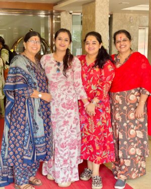 Keerthana Anil Instagram - The Girl Gang ♥️😎