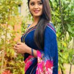 Keerthi Bhat Instagram - ❣️frgt dustbin #sareelove