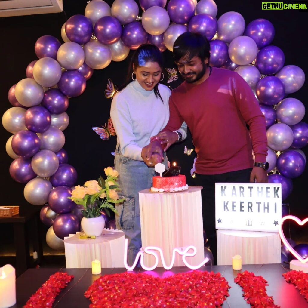 Keerthi Bhat Instagram - I Never thought anyone would ever makes me smile . laugh,and capture my heart as fast as u have.,💗 Thank you @its_vijay_karthek mamma for this( 100 days anniversary of engagement) beautiful suprise......i know ur not well but still u ...🥲. thank you so much and ofcourse I love u💗 U made my day special.Im so glad to have u💞 Thank you for coming my life🥰 Location:@bingetown_in #couplegoals #keeka #100daysengaged💍 #happyanniversary❤️ loveumamma💞