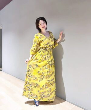 Keiko Horiuchi Instagram - 沖縄映画祭

映画　かなさんどー

みんなでレッドカーペットを歩きました！

みんなの写真もあげますね😊

映画祭のスタッフの皆様

集まってくださった方々

ありがとうございましたー

最高でした！！！！

沖縄大好き❤

ワンピース
@velnica_japan
ジュエリー
@melleriojoaillier
リング
@etoilight_jewelry

スタイリスト　多木成美
ヘアメイク　　沖縄メイクチーム