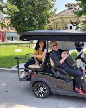 Keiko Agena Instagram - Some shots from today! Hanging with #ToddLowe my TV hubby from #GilmoreGirls. Promos for @up_tv 🌟 The #GilmoreTheMerrier TV binge-a-thon. Coming to you thanksgiving week… 

Make up @makeupbyhendra 
Hair @jayceemnirajd