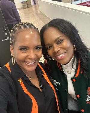 Keisha Lance Bottoms Instagram - Great HBCU day when you win the halftime show AND the game! Congratulations FAMU Rattlers, HBCU Football National Champs!!!#CelebrationBowl2023 🐍🧡💚