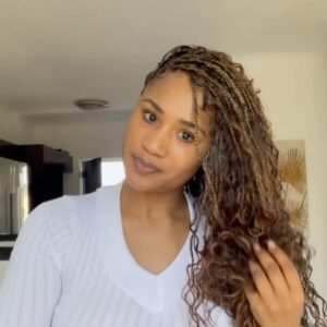 Keke Mphuthi Instagram - There’s a lot you can convince me of in life…. But NEVER that @lillyshair_  doesn’t LOVE ME.

This girl got my back n my front for 10 years and counting 🤞🏽
Hair game always on steriods.
#braids #boho #curls #salon #hairdresser #hairstyle #anniversary #friends #blackgirlmagic