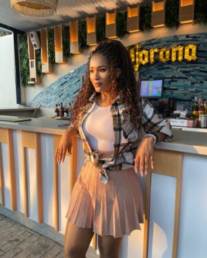 Keke Mphuthi Instagram - Catch me outside 😎😎😎

@lillyshair_  did me justice cause guys ndimhle sana