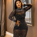 Keke Mphuthi Instagram - Let’s gather here for a moment of silence for my body🕯️🕯️🕯️🕯️…. All I can say is siyabuya bazwalane…. 🖤🖤🖤🖤 Dressed by : @house_of_deevas