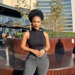 Keke Mphuthi Instagram - A beautiful weekend with my sisters 😍😍😍

Literally in my “in love” zone