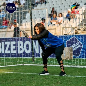 Keke Mphuthi Instagram - Looking at this first image …DO YOU THINK I SAVED THE GOAL?🥅 … now scroll to the third slide 🛝 😅. 

This is why Didintle will forever be right for the job at Shoshaguve Giants on @championsmzansi . She’s a force to be reckoned with 🤭.

Had a great time in MBOMBELA THIS PAST WEEKEND WITH @dstvpremiership & @babizebonke_za  at the TS GALAXY VS ORLANDO PIRATES GAME FIXTURE .
👏🏽👏🏽👏🏽👏🏽a big congratulations to TS GALAXY ON THE WIN AND OUR AMAZING #amafandayz CONTESTANT THAT WON R200 000 scoring against my buddy @therealnkanyiso 😊.

(FYI I’m gonna get the peoples money back from menga as per request 🤣🤣🤣)
#amafandayz 
#babizebonke 
#dstvprem 
#supersport 
#tsgalaxy 
#pirates