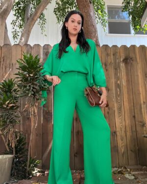 Kelen Coleman Instagram - Monocr-HO-mmmmm. It’s a stretch but then again, so am I. 😉

•
•
•
•
#zara #zaraoutfit #zarawoman #affordablefashion