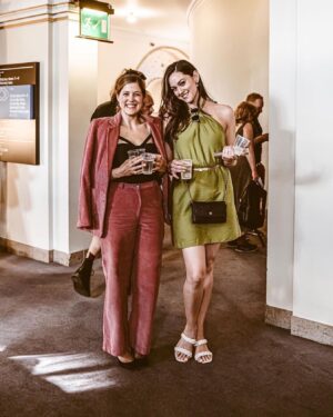 Kelen Coleman Instagram - Trying my best to Coin the term “documentary darlings”. @charitywakefield really needs this one guys. She’s earned it. 😜🥰Posted @withregram • @charitywakefield With my girl @kelencoleman!

📸 Pure happiness captured by @anhdolalune at @sheffdocfest opening night 🍡 #wine? @maestramovie