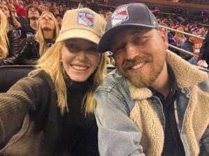 Kelli Giddish Instagram - let’s go @nyrangers! date night at @thegarden @botorious