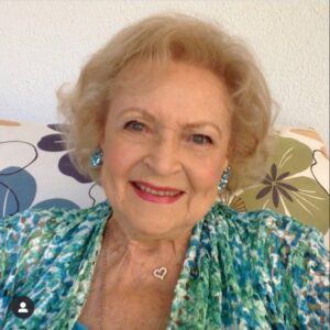 Kellie Martin Instagram - It’s impossible to quantify the joy she brought to us all. She was the best of us. #BettyWhite will always be America’s Sweetheart, and we will miss her dearly.