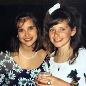 Kellie Martin Instagram - Today is my little sister’s birthday. Heather would be 44. We lost her 24 years ago to an autoimmune disease called lupus. To honor her life, my husband and I partnered with the Yale School of Medicine to set up the Heather Martin Education Fund in Rheumatology. The fund currently supports students at YSM who are passionate about lupus research. I would be very grateful if you would consider joining us by contributing to this fund in any amount. Link in bio and on stories. And, thanks.❤️

Click through the photos to see all that the fund has accomplished in the last few years and our hopes for its future!