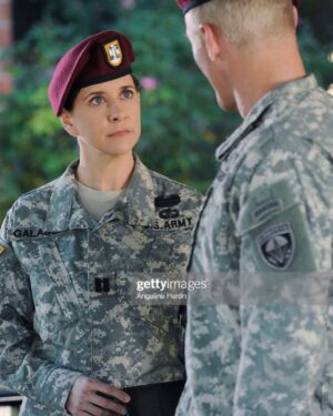 Kellie Martin Instagram - Veterans, today and everyday, we salute you. 
It was my honor to play Captain Nicole Galassini on Army Wives.