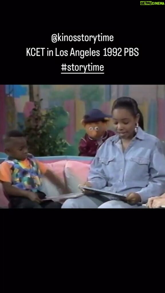 Kellie Shanygne Williams Instagram - Kino’s Storytime is American children’s reading television program which aired on PBS from October 11, 1992 - April 3 1998. It was produce by KCET is Los Angeles, California co-hosted by Anne Betancourt as Lucy, Marabina James as Mara, kino was voiced by and performed by puppeteer Mark Ritts. I don’t own this content all rights belongs BETAMAX & KCET.