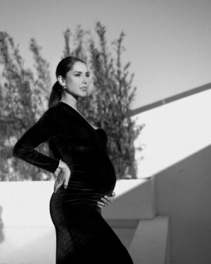 Kelly Baron Instagram - Loading quase completo… Não tenha pressa, meu amor. Mamãe espera o seu tempo ♥️ Família, minha casinha está ficando apertada. Logo estarei aí 🥰🙏🏻