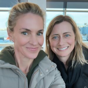 Kelly Noonan Instagram - 35 years of best friendship 🥂 HAPPY BIRTHDAY TO MY TWIN SOUL and SISTER Carolyn! She has been my ride or die since AYSO in 1989 ⚽️ Best auntie to Roo and the kindest heart imaginable. No wonder her name is CARE. May this crazy year bring you all the magic you deserve and more Buna! 💫
